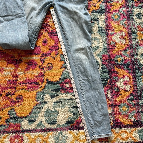 Good American Good Legs Jeans - Picture 8 of 9